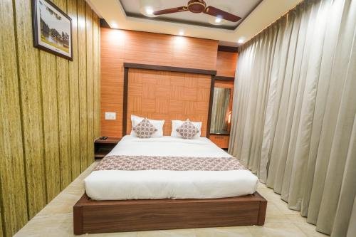 whatsapp_image_2026-02-11_at_11